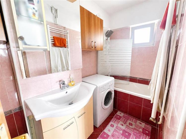 Apartament cu 2 camere decomandat, mobilat în Astra