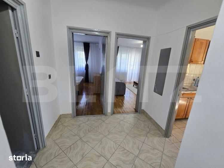 Apartament cu 2 camere decomandat, mobilat în Central