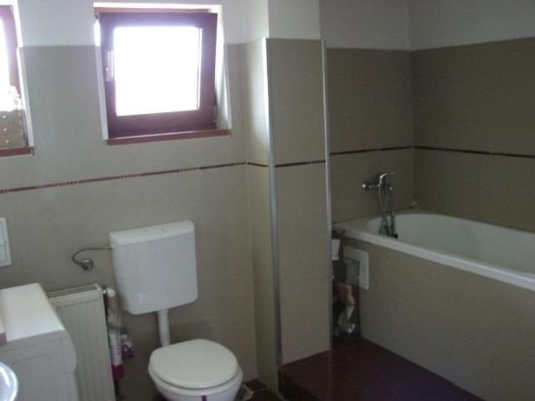 Apartament cu 2 camere decomandat în 1 Mai