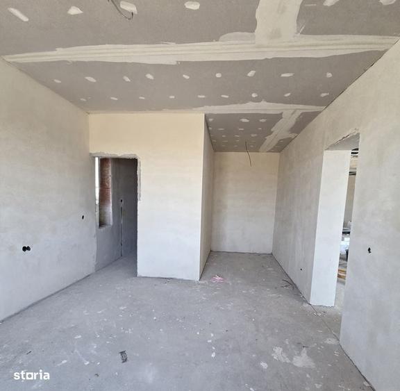 Casă cu 3 camere în Cihei