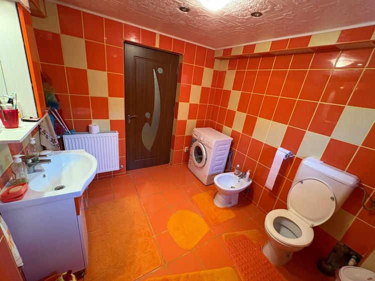Casă individuală cu 5 camere cu Canalizare în Ciorogârla