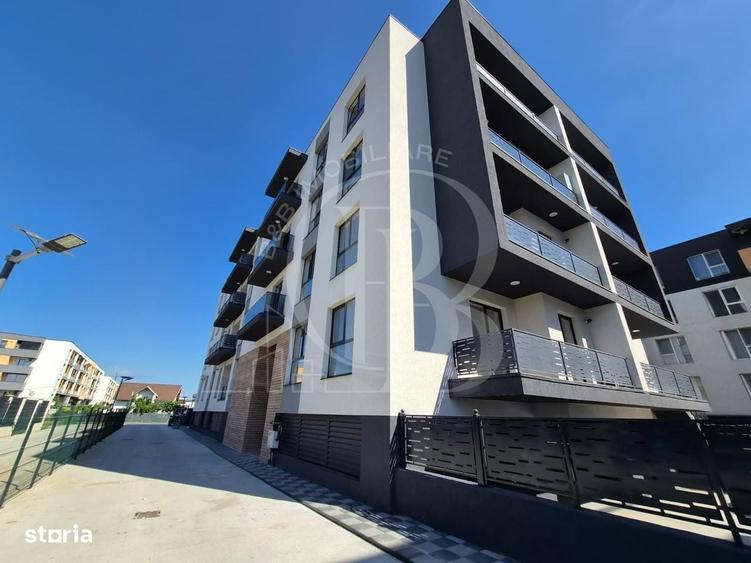 Apartament cu 2 camere decomandat în Titan