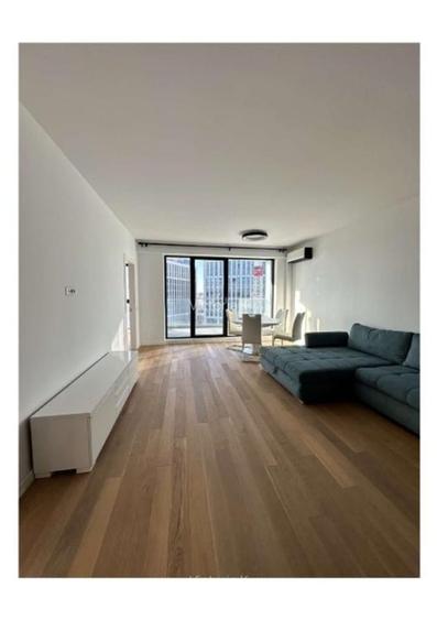 Apartament cu 3 camere semidecomandat, mobilat în Timpuri Noi