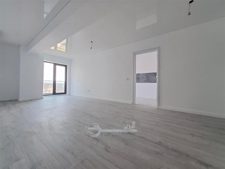 Apartament cu 2 camere semidecomandat în Cug
