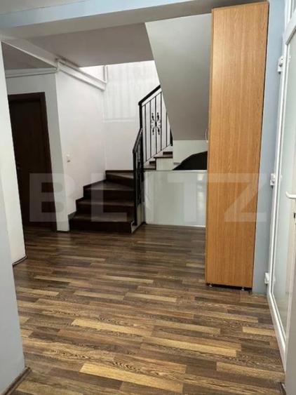 Casa individuala, pretabil birouri/cabinete, 130 mp, zona Gi - 6