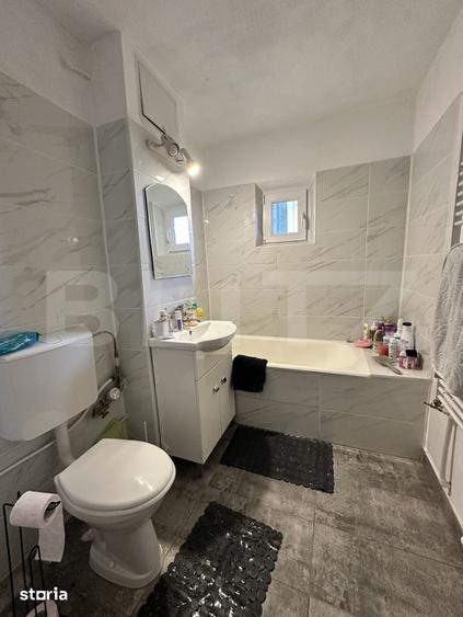 Apartament cu 2 camere decomandat, mobilat în Rovine