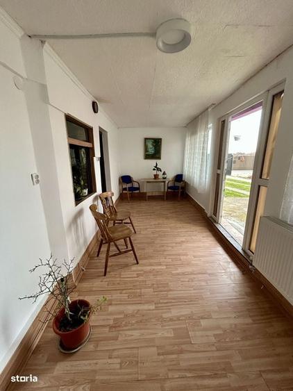 Casă cu 4 camere în Saca