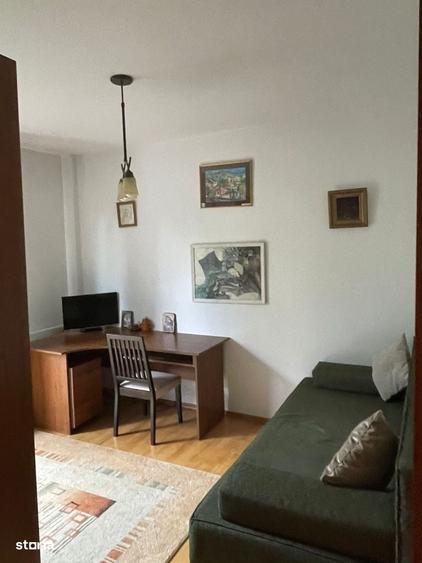 Apartament cu 3 camere decomandat în Bucium