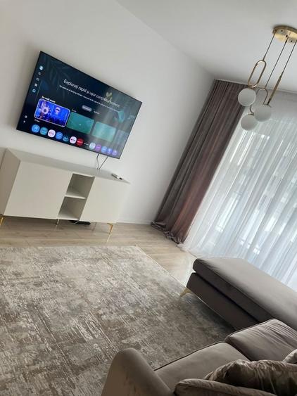 Apartament cu 2 camere decomandat în Central