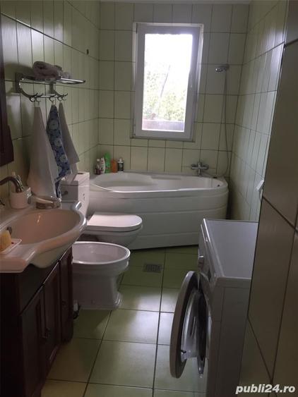 Casă cu 8 camere cu Teren 240 Mp în Orșova