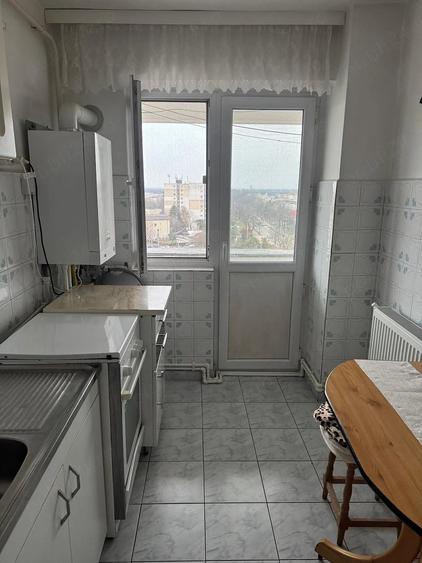 Apartament cu 3 camere decomandat în Bălcescu