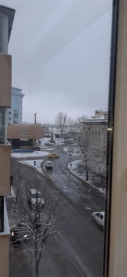 Apartament cu 2 camere semidecomandat în Ultracentral