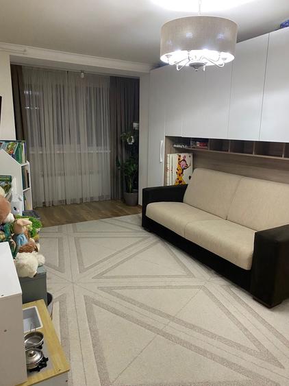 Apartament cu 2 camere decomandat în Complex Studențesc