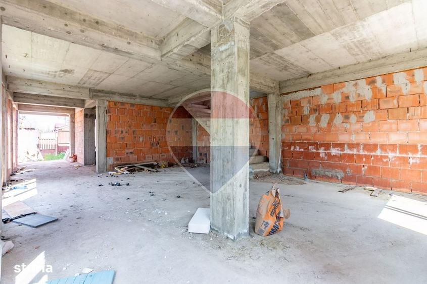 Casă cu 4 camere în Central