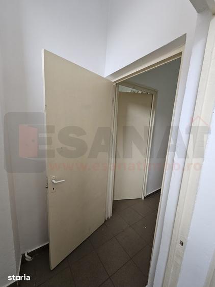 Apartament cu 4 camere în Central
