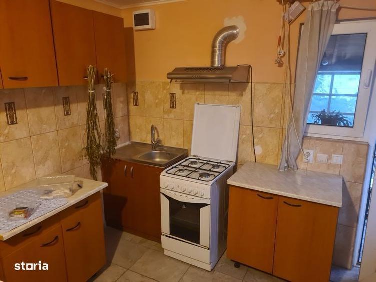 Vand casa sector 4 - 7