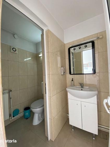 Spațiu comercial, de 165 mp, în Central