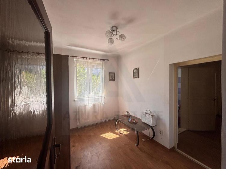 Casă cu 3 camere decomandat cu Teren 335 Mp în Trei Stejari