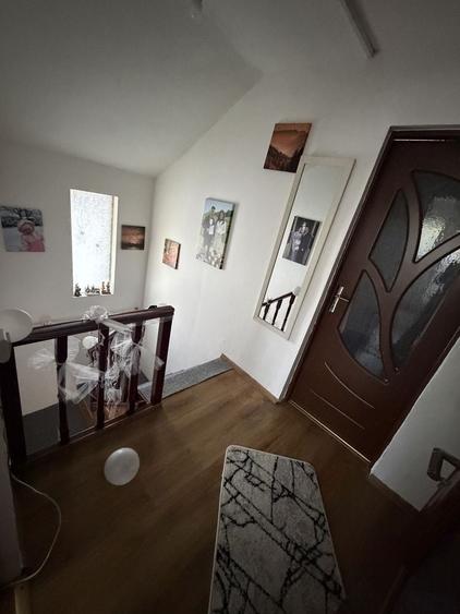 Casă cu 3 camere în Sânnicoară