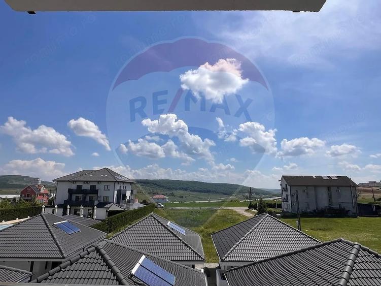 Apartament cu 2 camere decomandat în Băile Felix