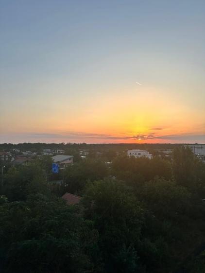 Apartament cu 3 camere decomandat, mobilat în Străulești