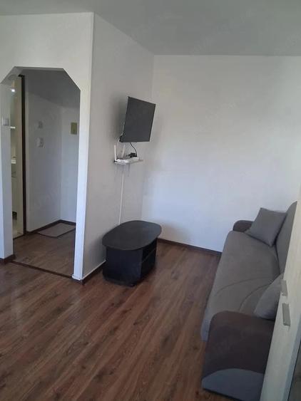 Garsonieră semidecomandată în Brâncoveanu