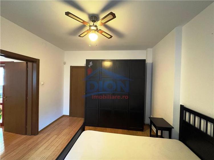 Apartament cu 3 camere semidecomandat, mobilat în Unirii