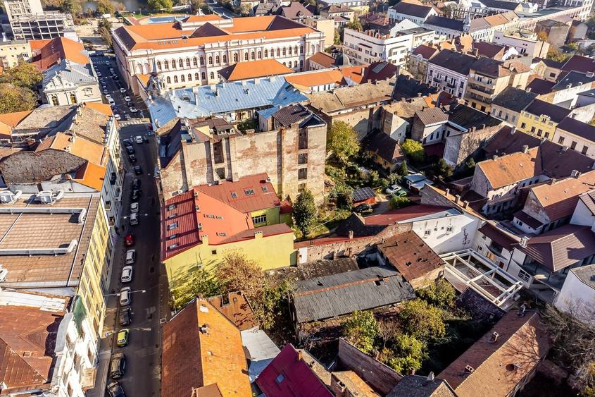 Teren Construcții intravilan de 439 mp, în Central