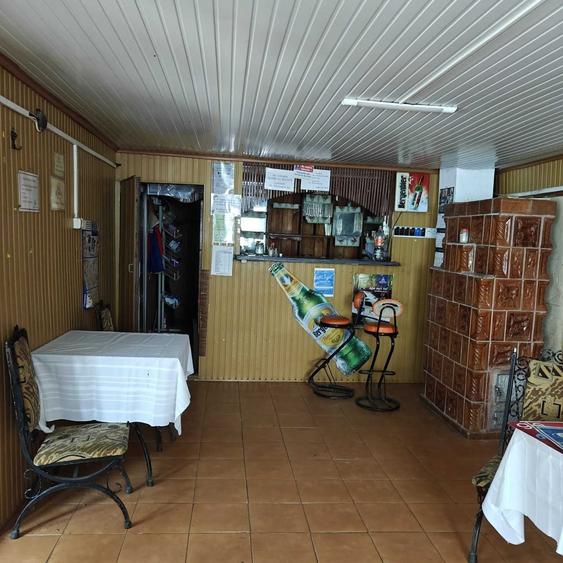 Spațiu comercial, de 75 mp, în Hoisești