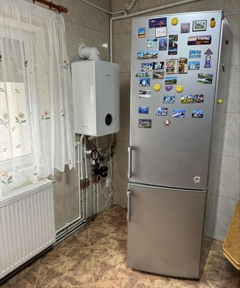 Apartament cu 3 camere decomandat în Micro 20