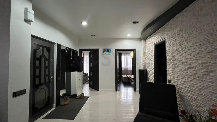 Apartament cu 3 camere decomandat, mobilat în P-ța Muncii