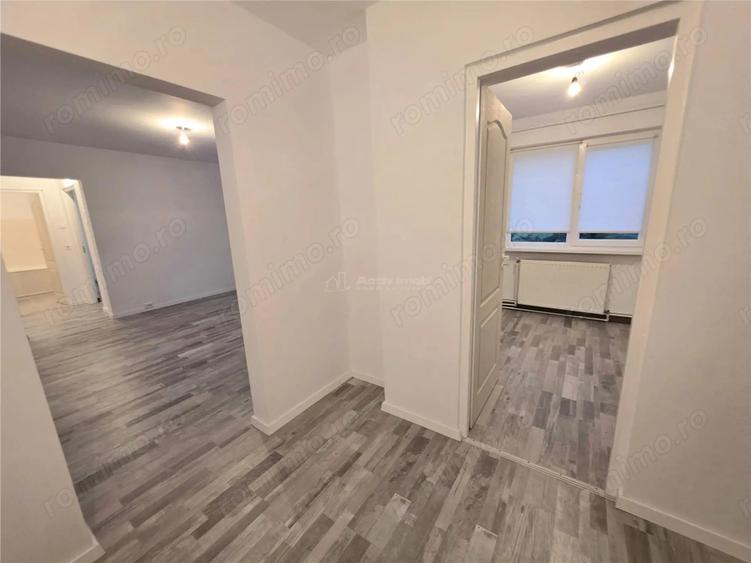 Apartament cu 2 camere semidecomandat în Micro 3
