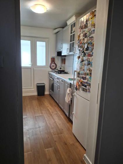 Inchiriez apartament 4 camere in Ghencea Capat tramvai 41 - ideal 3 studenti pret pe camera - 4