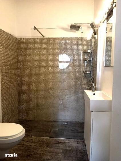 Apartament cu 4 camere în Sisești