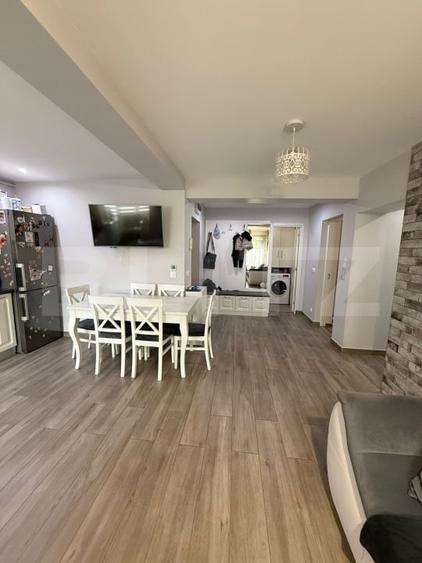 Apartament cu 3 camere decomandat, mobilat în Exterior Nord