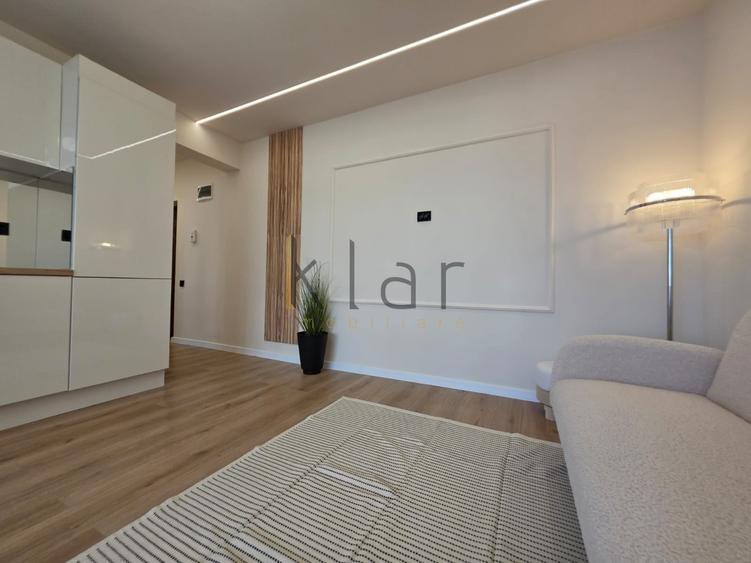 Apartament cu 2 camere semidecomandat, mobilat în Florești