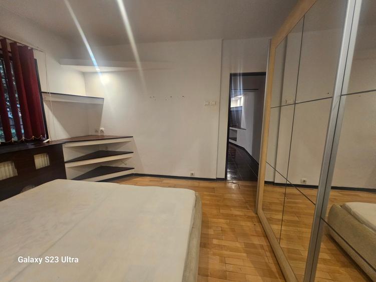 Apartament cu 2 camere semidecomandat în Oancea