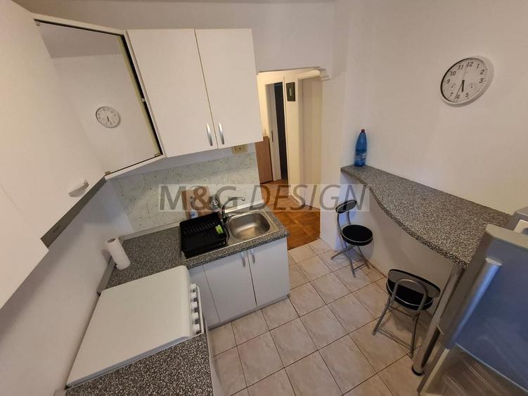 Apartament cu 2 camere, mobilat în Favorit