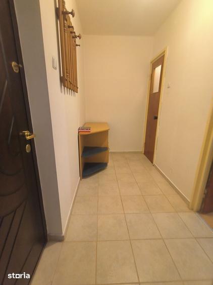 Apartament cu 2 camere semidecomandat în Lujerului