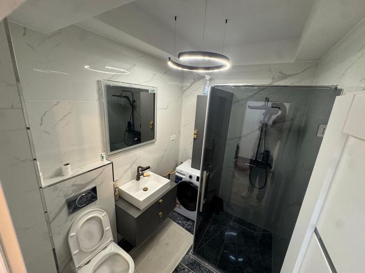 Apartament cu 2 camere decomandat în Exterior Vest