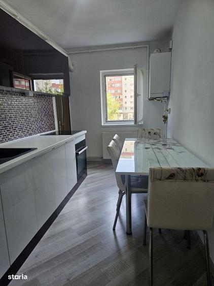Apartament cu 2 camere decomandat în Județean