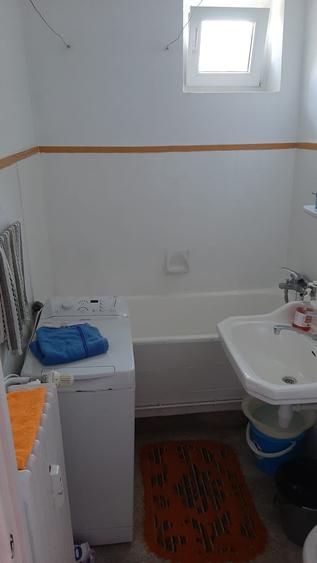 Apartament cu 3 camere decomandat în Domenii