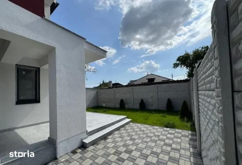 Casă cu 1 camere cu Teren 600 Mp în Central
