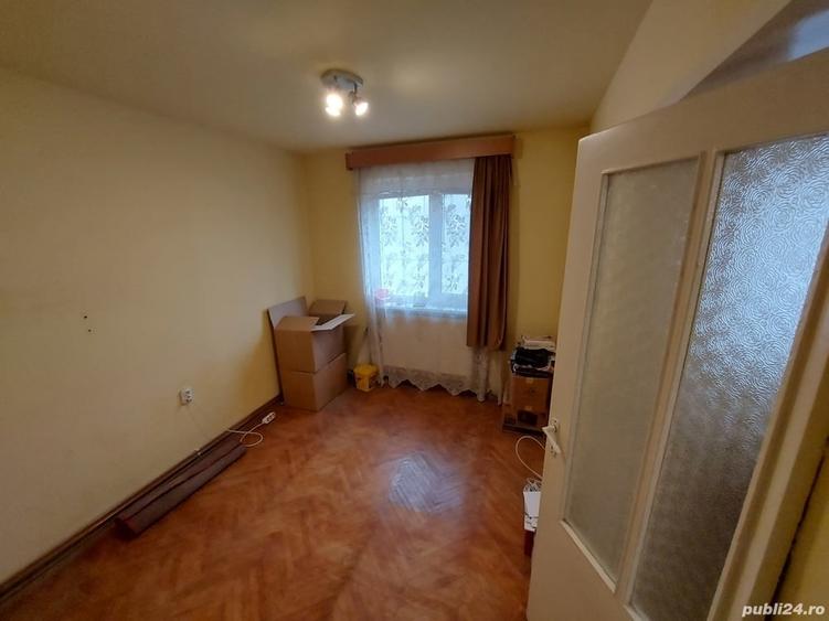 Apartament cu 3 camere decomandat în Luduș