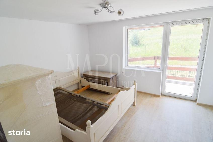 Casă cu 5 camere cu Teren 1100 Mp în Central