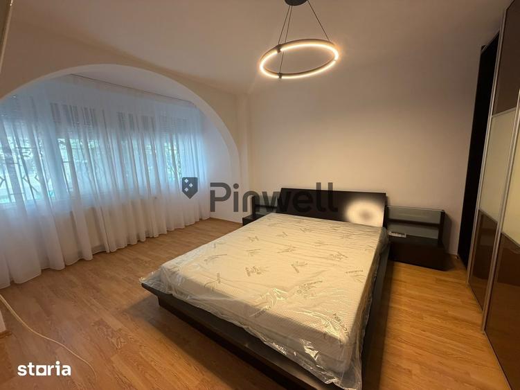 Apartament cu 3 camere în Drumul Taberei