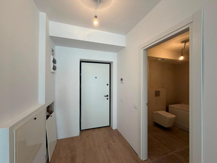 Apartament cu 2 camere semidecomandat în Pipera