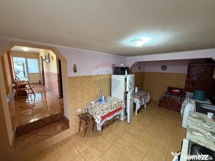 Casă cu 4 camere cu Teren 446 Mp în Vizantea Răzășească
