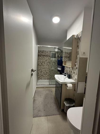 Apartament cu 2 camere decomandat în Aviației