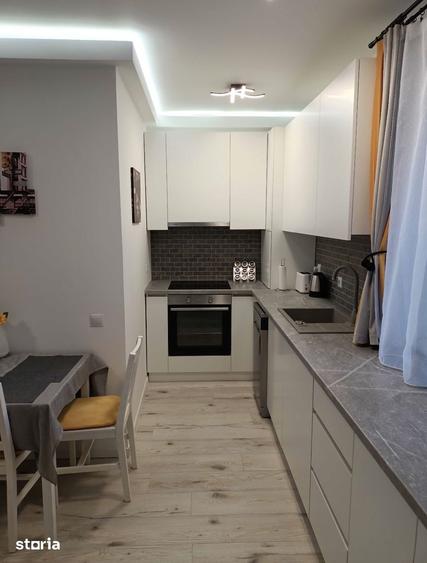 Apartament cu 2 camere semidecomandat în Florești